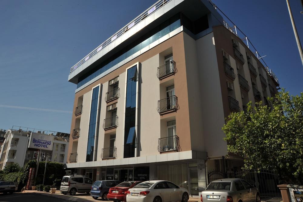 Berrak Su Hotel Анталія Екстер'єр фото